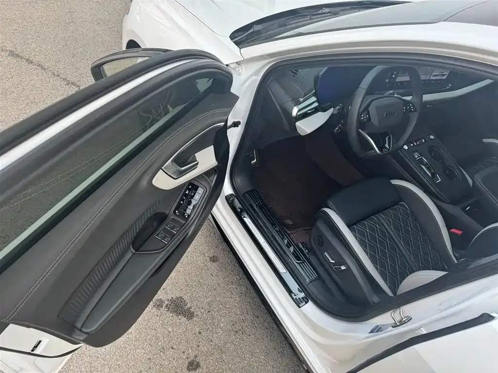 Audi A5L 2025 из CN, фото 4