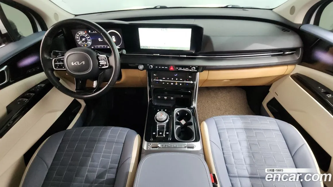 Kia Carnival — фото 10