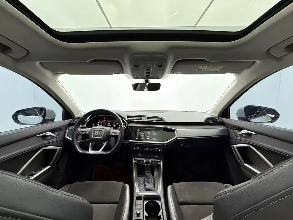 Audi Q3 2021 из CN, фото 4