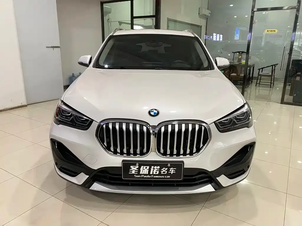 BMW X1 2022 из CN, фото 4