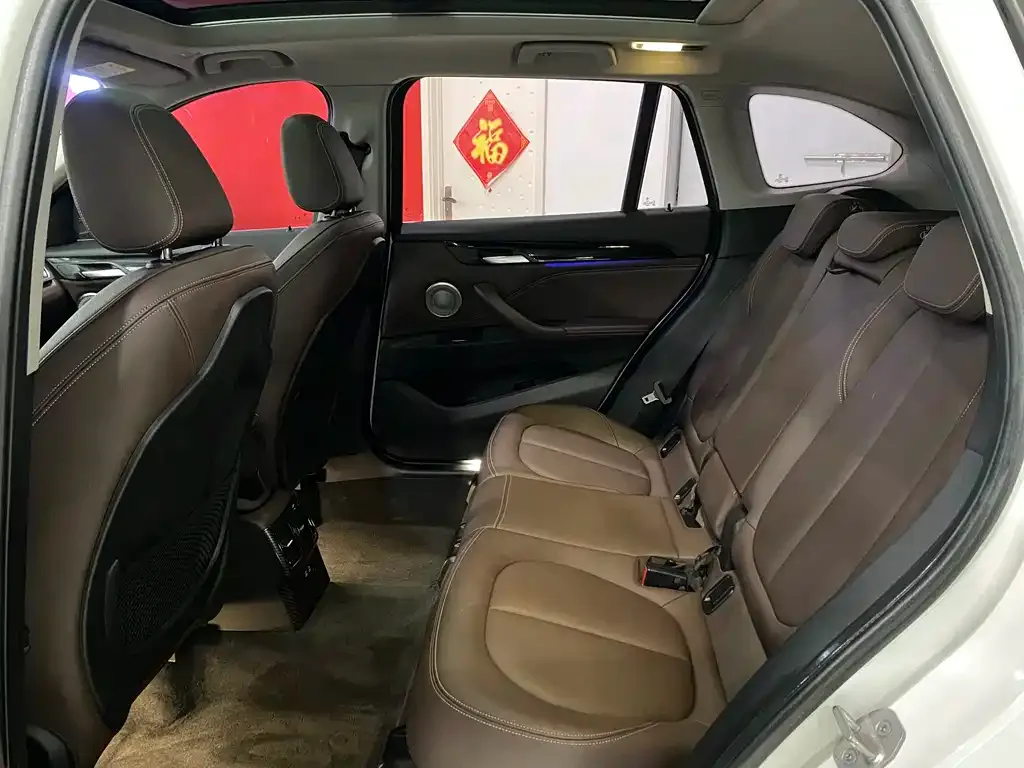 BMW X1 2022 из CN, фото 8