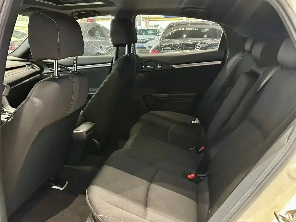 Honda Civic — фото 4