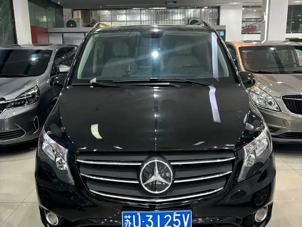 Mercedes-Benz Vito 2023 из CN, фото 7