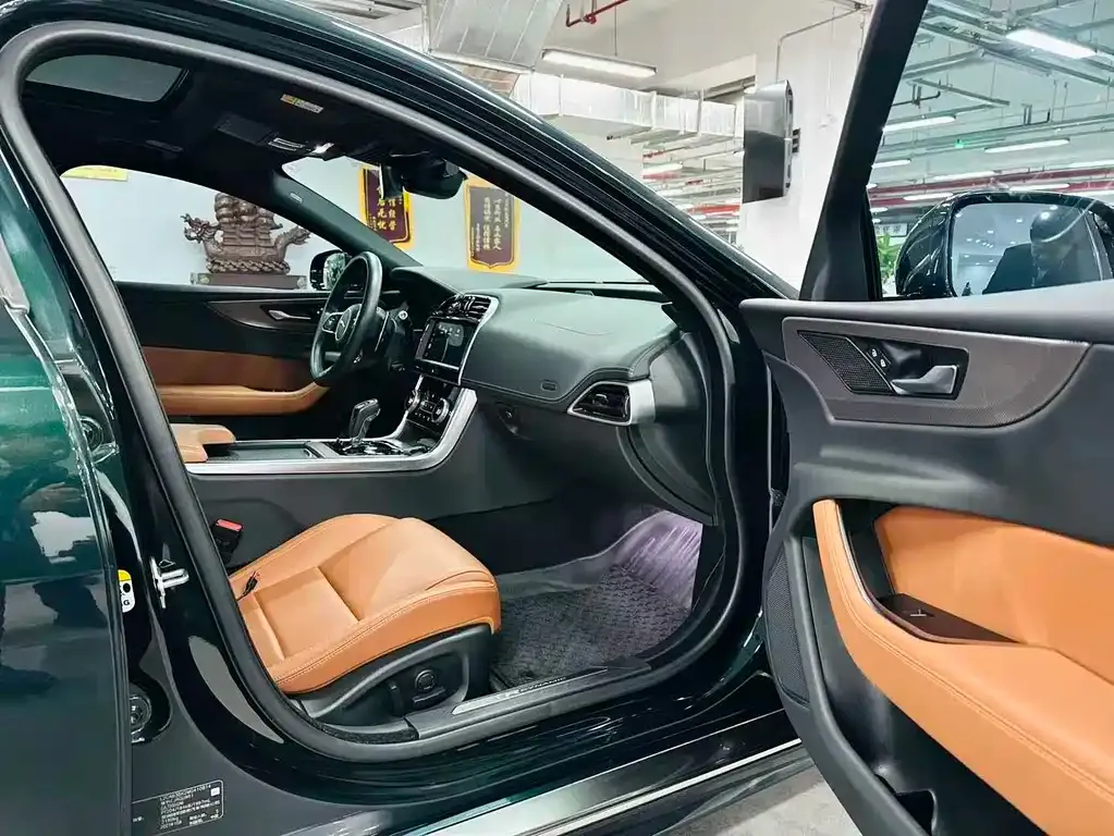 Jaguar XEL 2022 из CN, фото 7