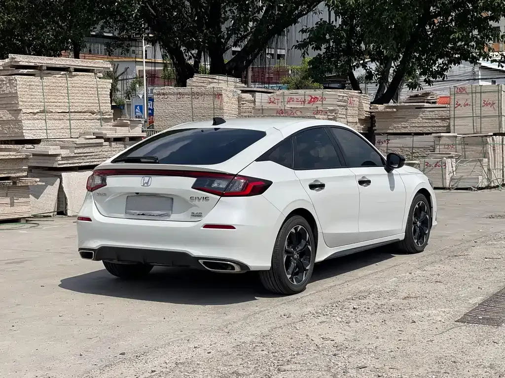 Honda Civic — фото 8