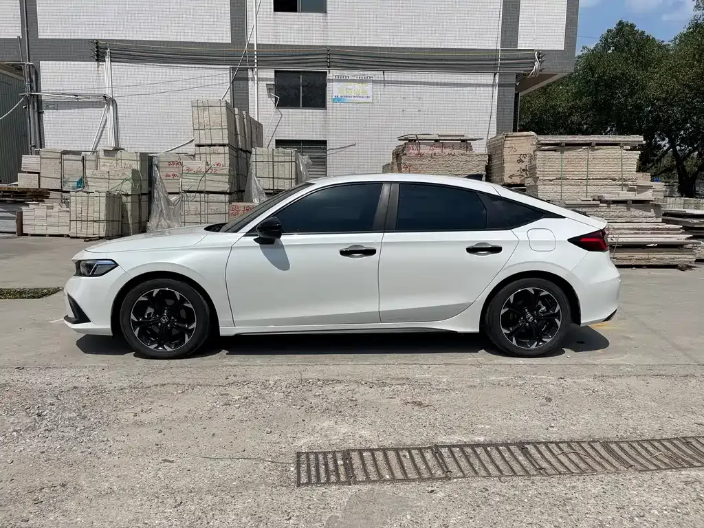 Honda Civic — фото 9