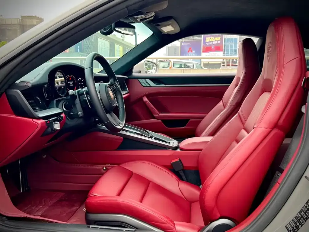 Porsche 911 2021 из CN, фото 9