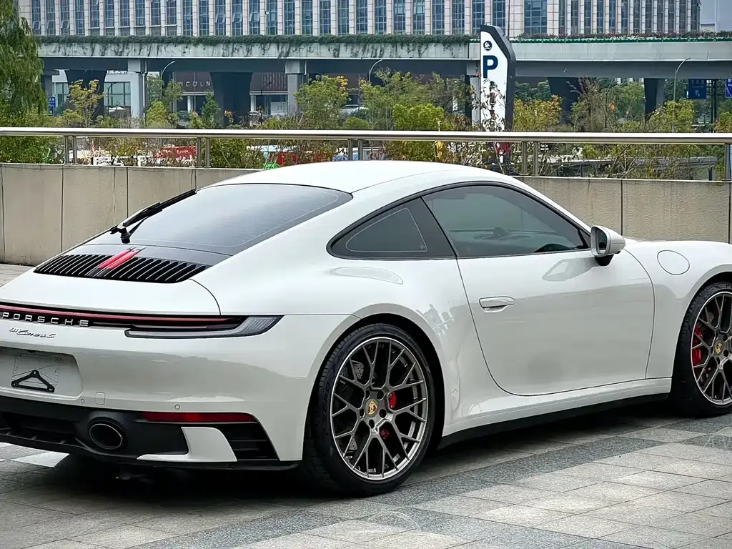 Porsche 911 2021 из CN, фото 8