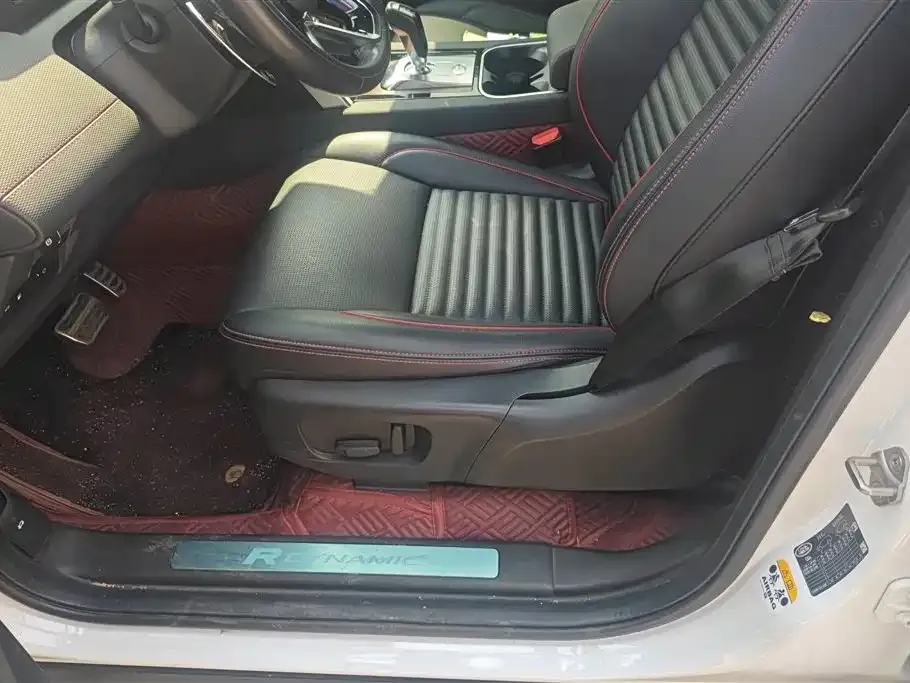 Land Rover Discovery Sport Hybrid 2023 из CN, фото 7