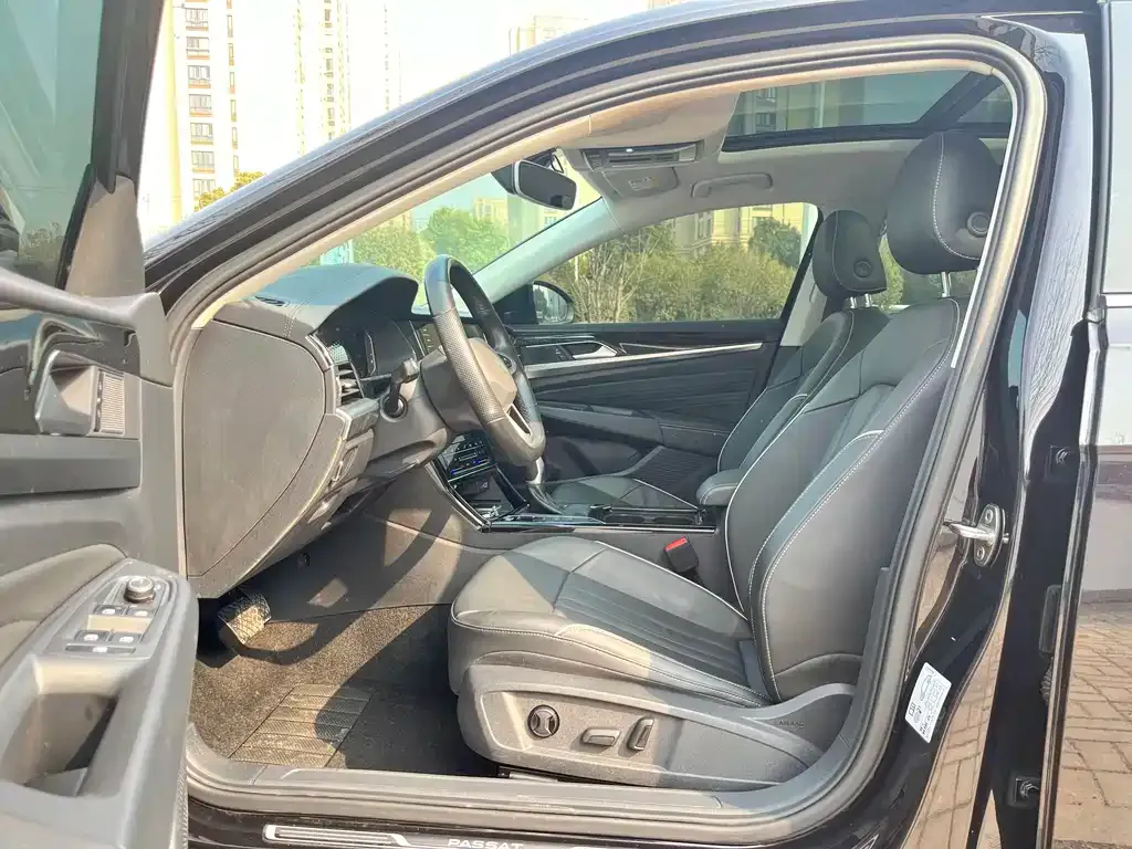 Volkswagen Passat 2021 из CN, фото 6