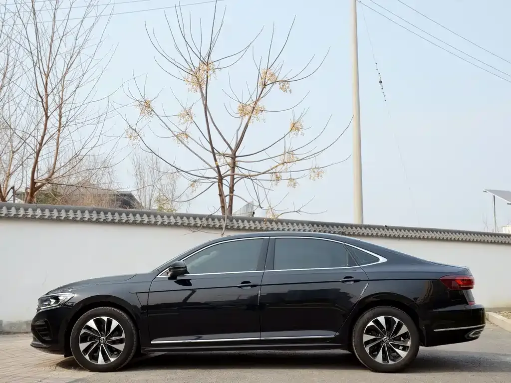 Volkswagen Passat 2021 из CN, фото 3