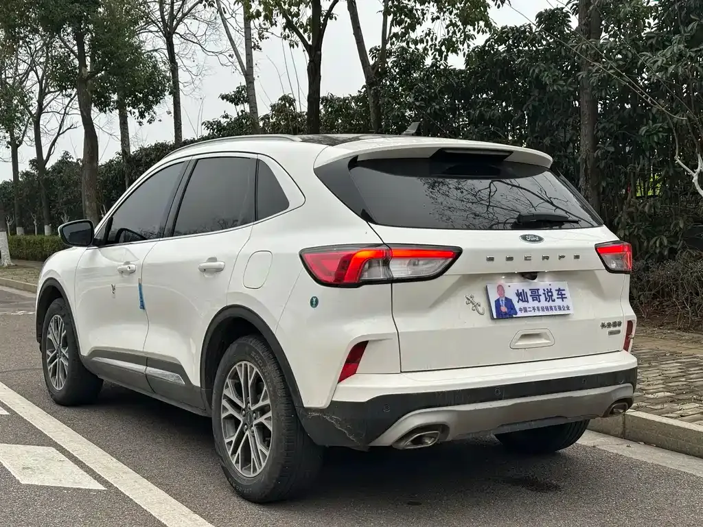 Ford Escape 2023 из CN, фото 7