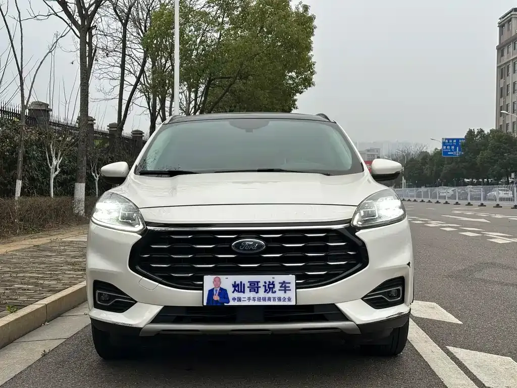 Ford Escape 2023 из CN, фото 6