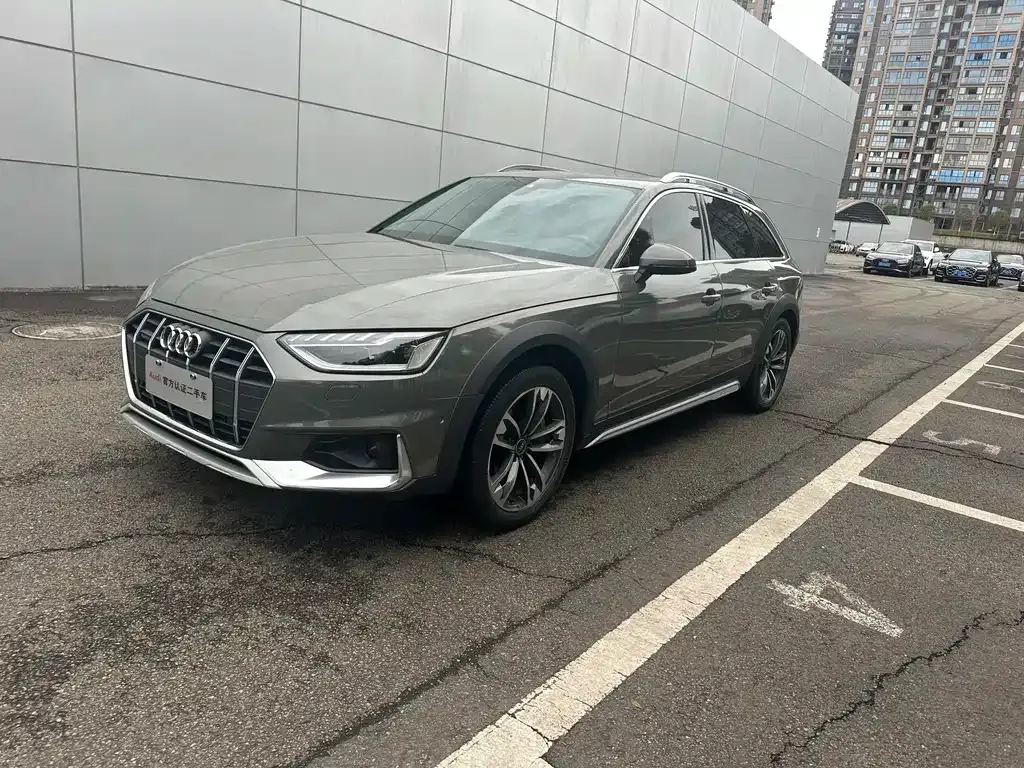 Audi A4 (Import) — фото 1