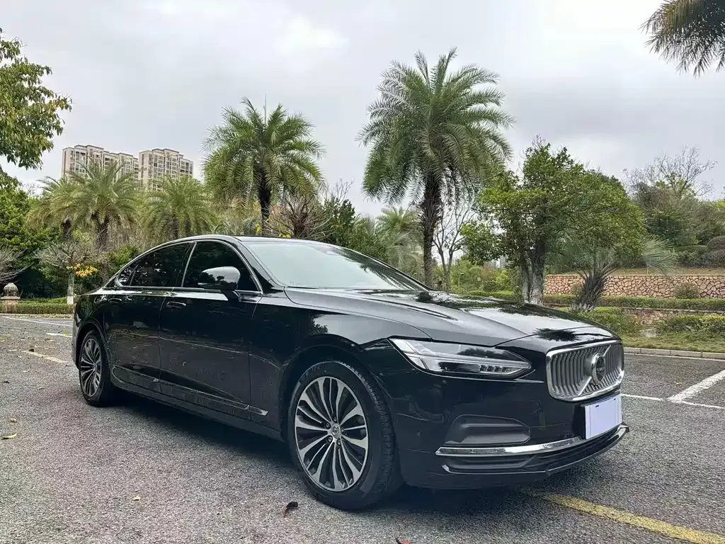 Volvo S90 — фото 10