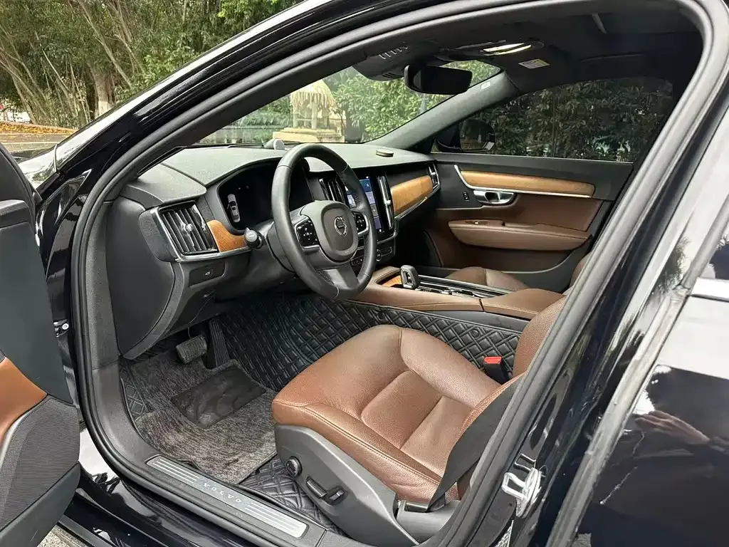 Volvo S90 — фото 6