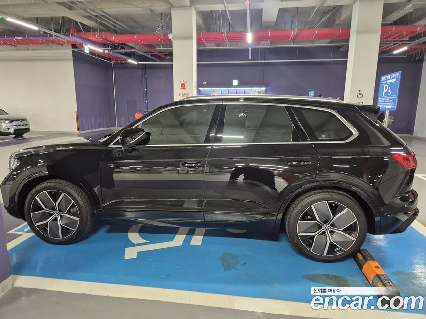 Volkswagen Touareg 2026 из KR, фото 2