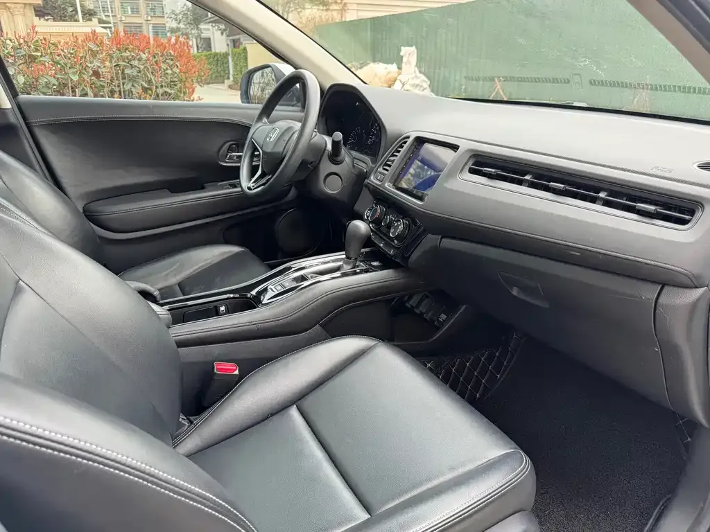 Honda Vezel 2021 из CN, фото 2