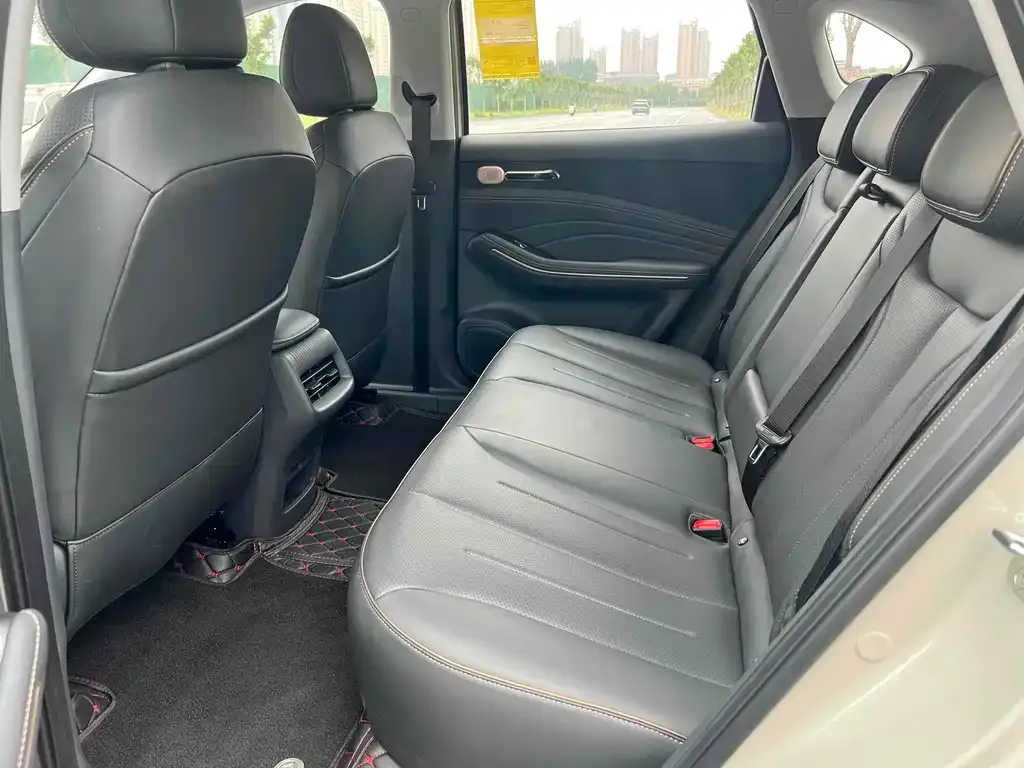Baojun Yunhai 2025 из CN, фото 6