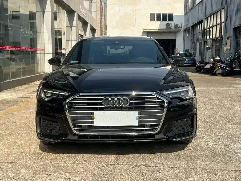 Audi A6L — фото 6