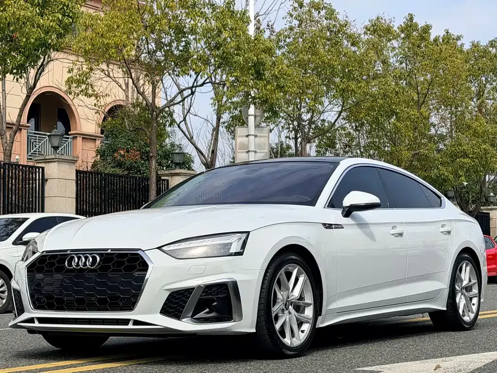 Audi A5 (Import) 2024 из CN, фото 1