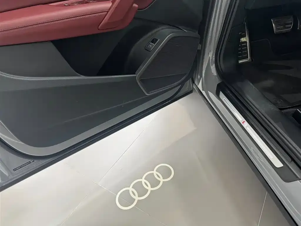 Audi Q5L 2025 из CN, фото 3