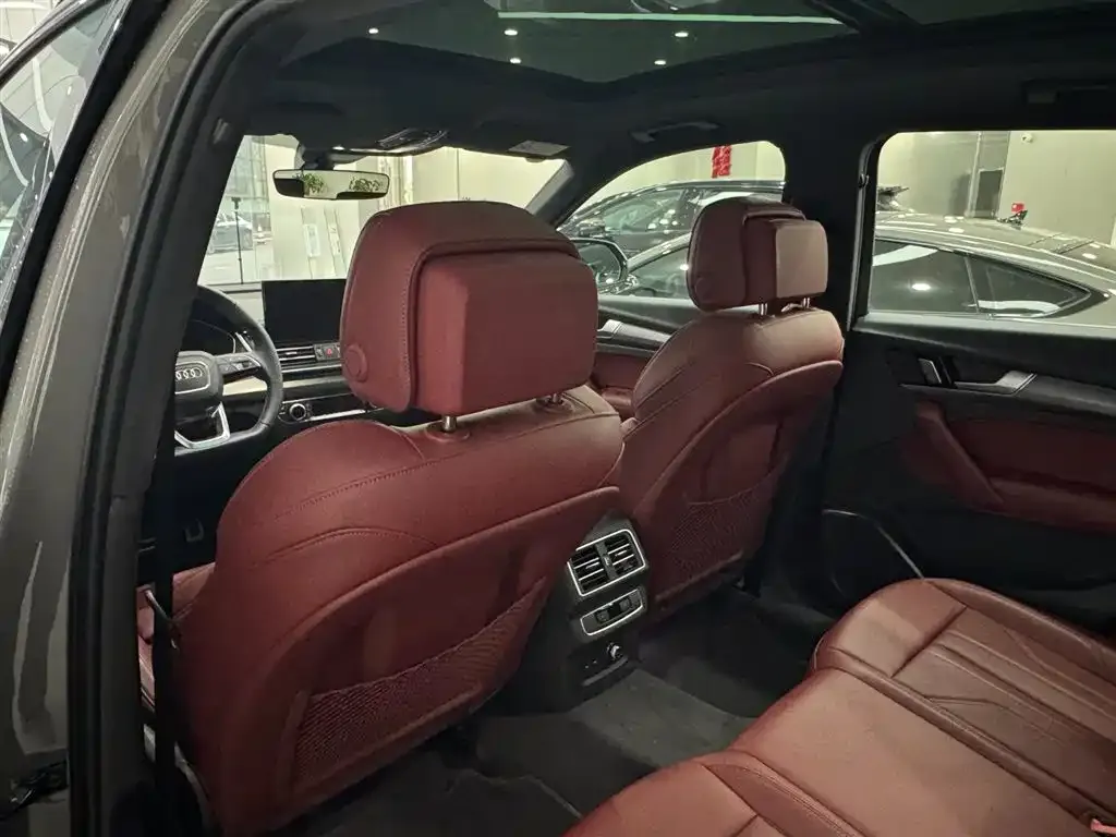 Audi Q5L 2025 из CN, фото 5