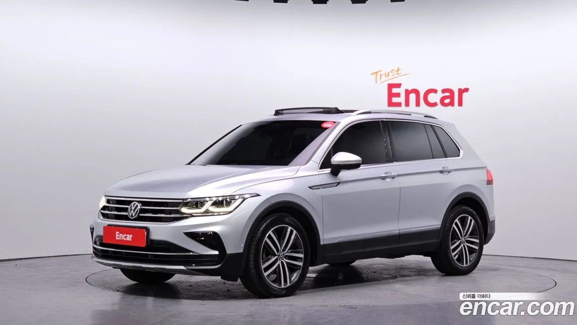 Volkswagen Tiguan — фото 1