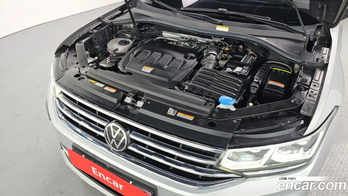 Volkswagen Tiguan — фото 6