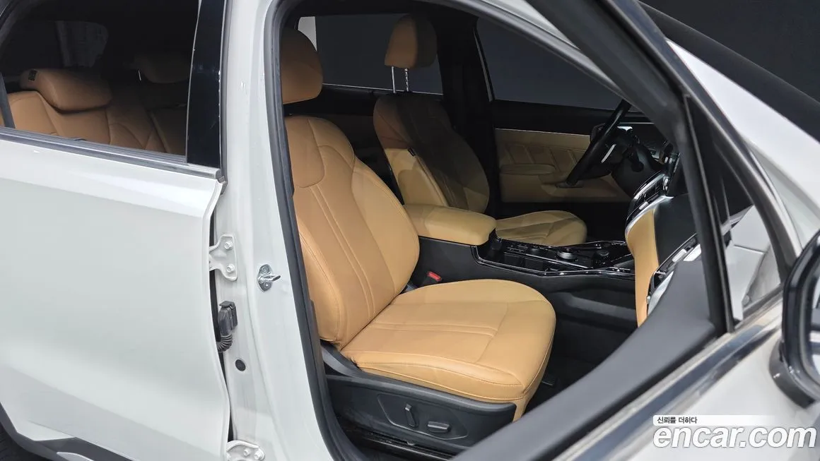 Kia Sorento — фото 6