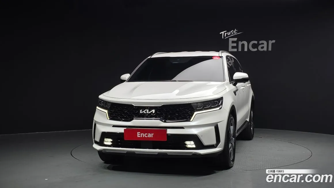 Kia Sorento — фото 8