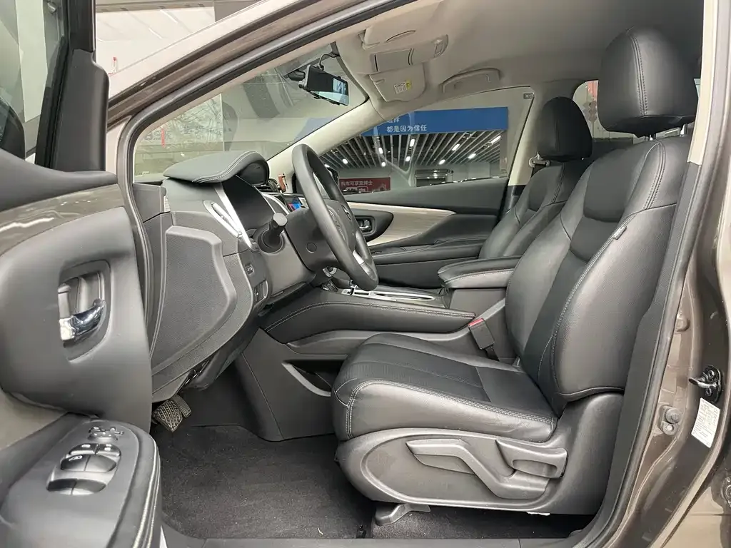 Nissan Murano 2022 из CN, фото 3