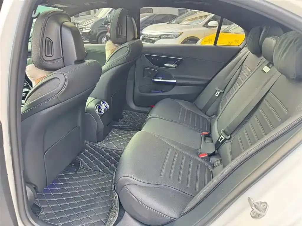 Mercedes-Benz C-Class 2023 из CN, фото 6