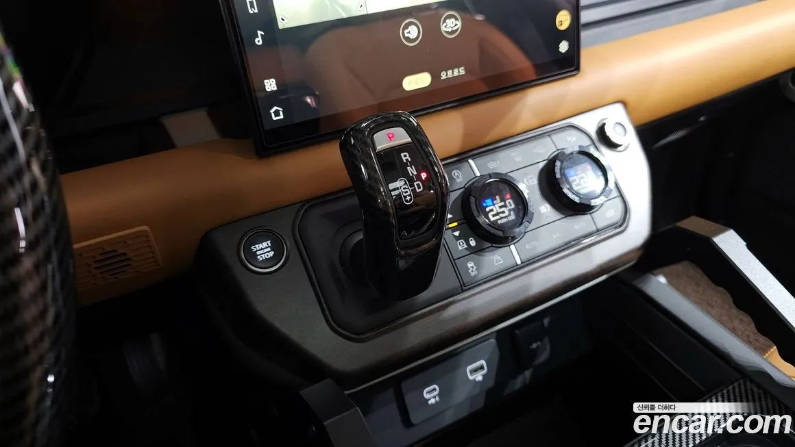 Land Rover Defender 2023 из KR, фото 4