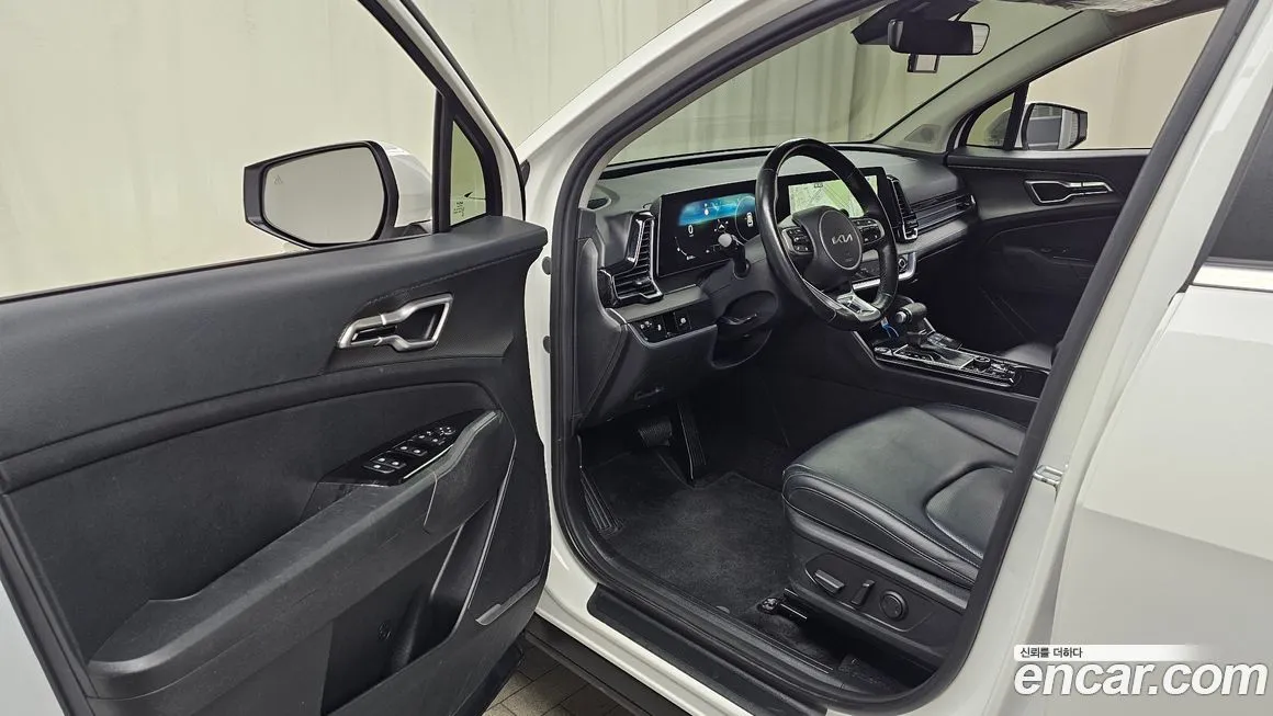Kia Sportage — фото 10