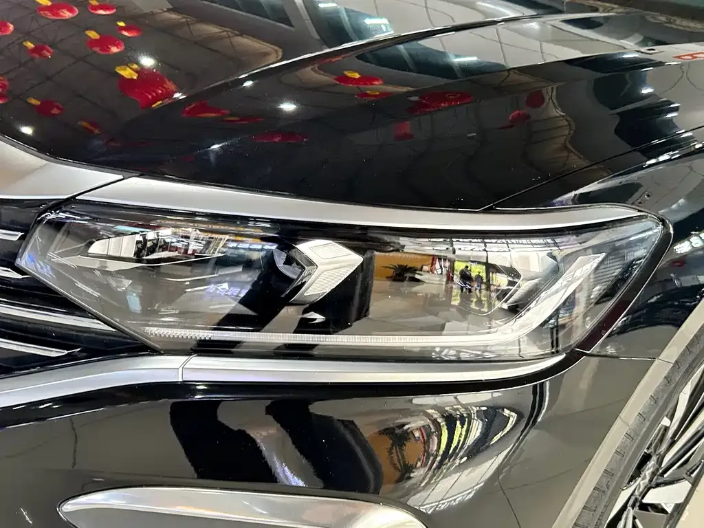 Volkswagen Passat — фото 10