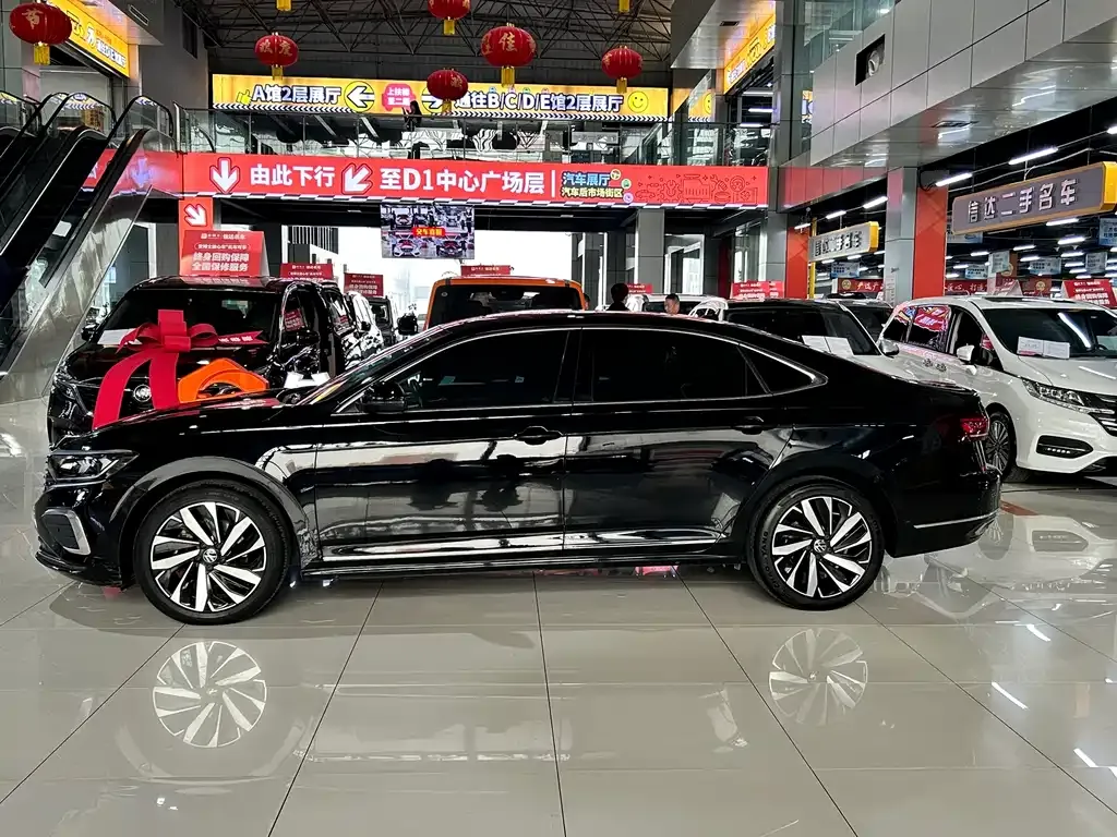 Volkswagen Passat — фото 4