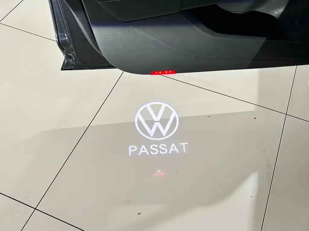 Volkswagen Passat — фото 5