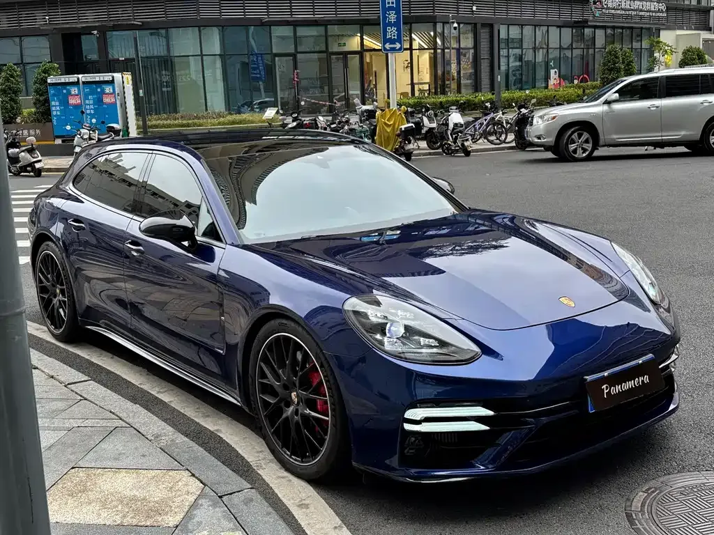 Porsche Panamera — фото 10