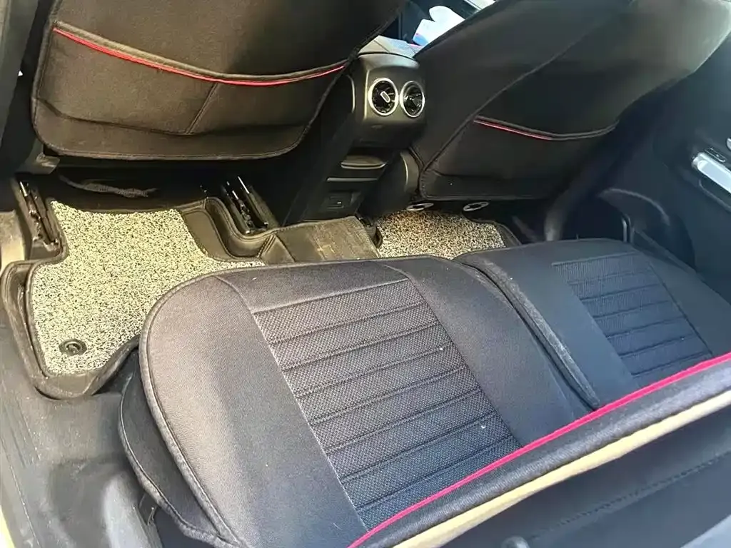 Mercedes-Benz GLB 2023 из CN, фото 5