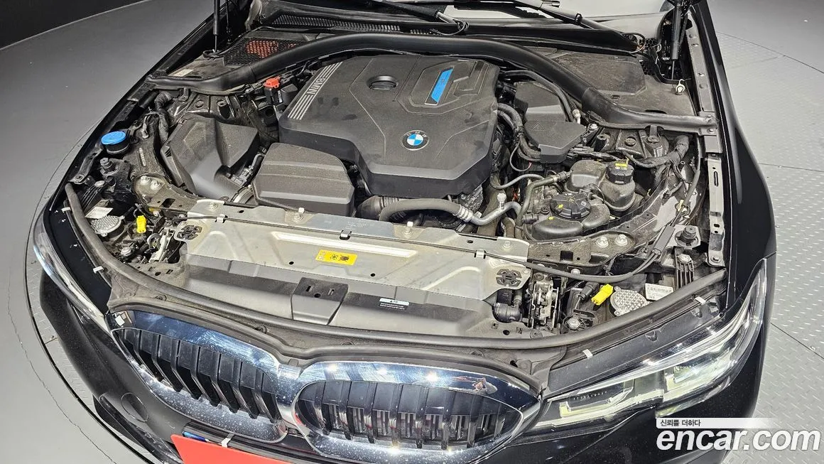 BMW 3-Series 2022 из KR, фото 9