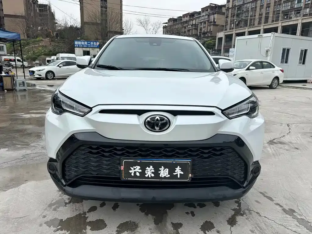 Toyota Frontlander 2023 из CN, фото 3