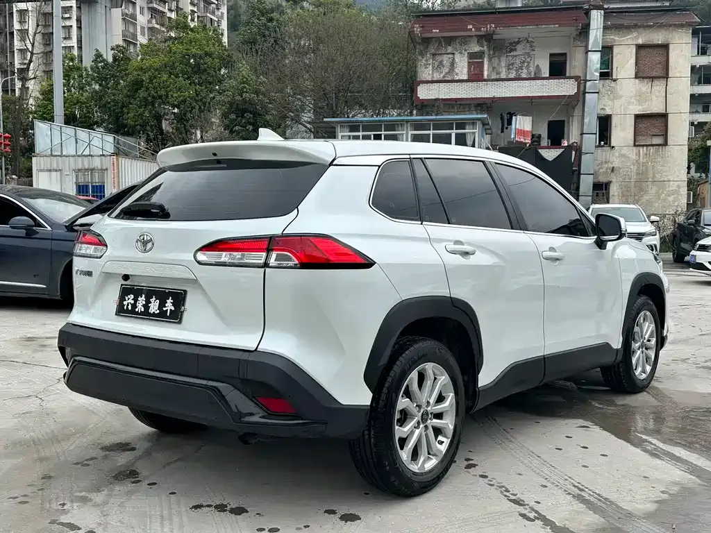 Toyota Frontlander 2023 из CN, фото 9
