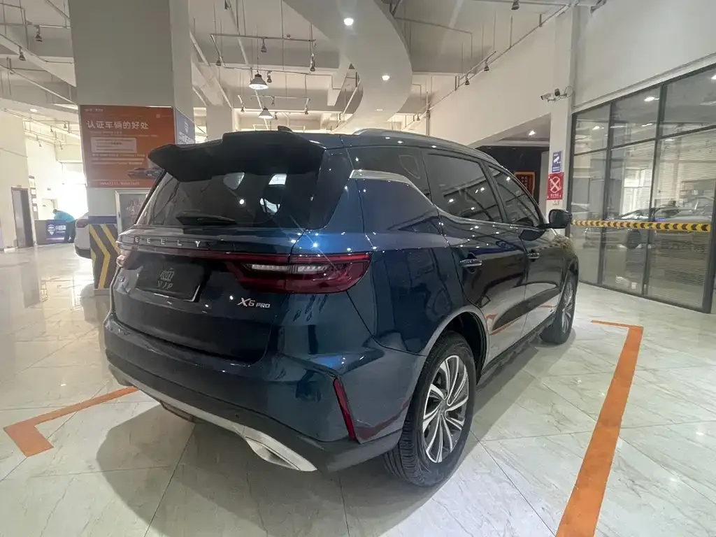 Geely Vision X6 — фото 5