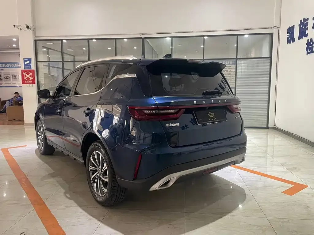 Geely Vision X6 — фото 8