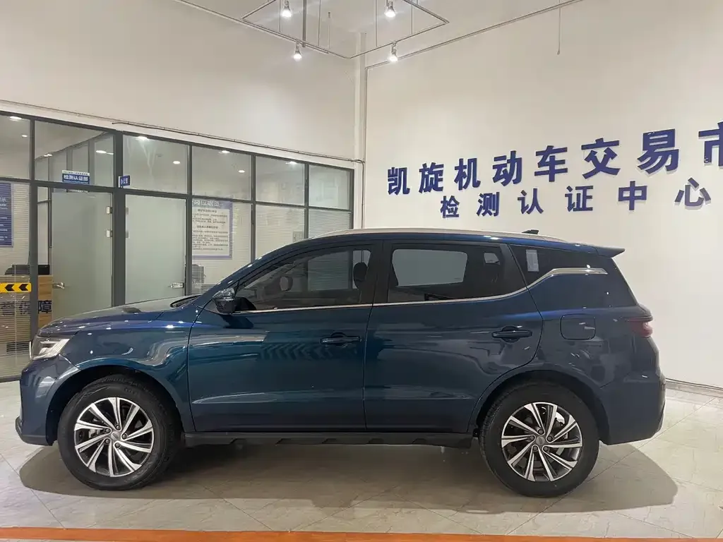 Geely Vision X6 — фото 3