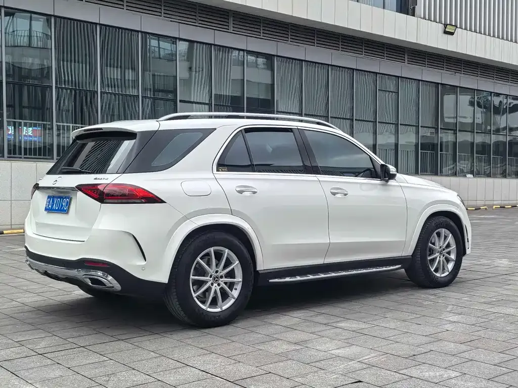Mercedes-Benz GLE — фото 8