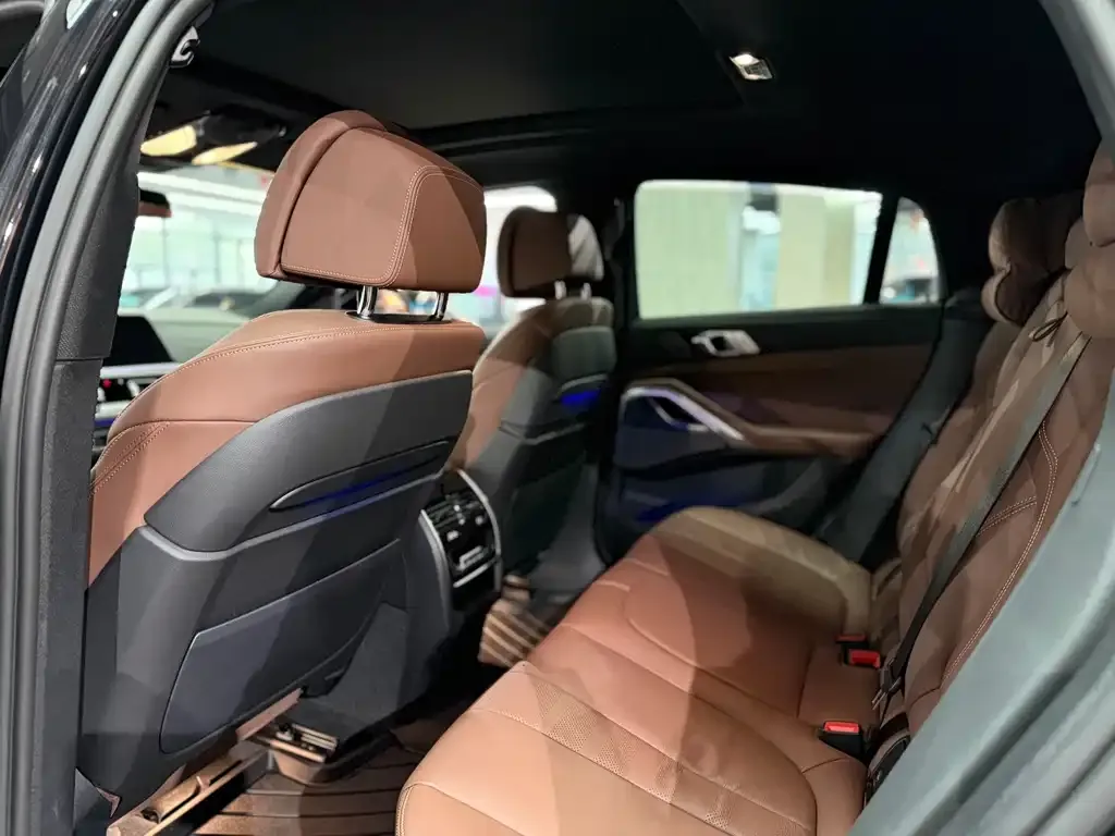BMW X6 2022 из CN, фото 2