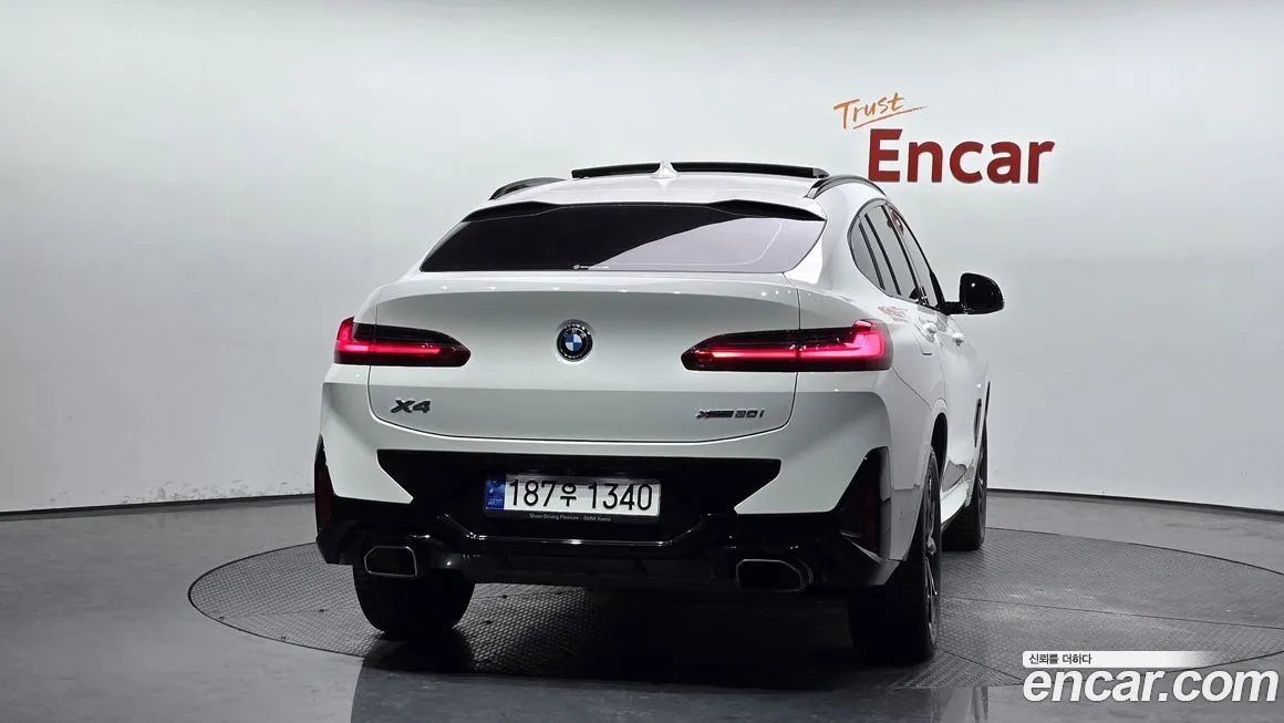 BMW X4 — фото 2