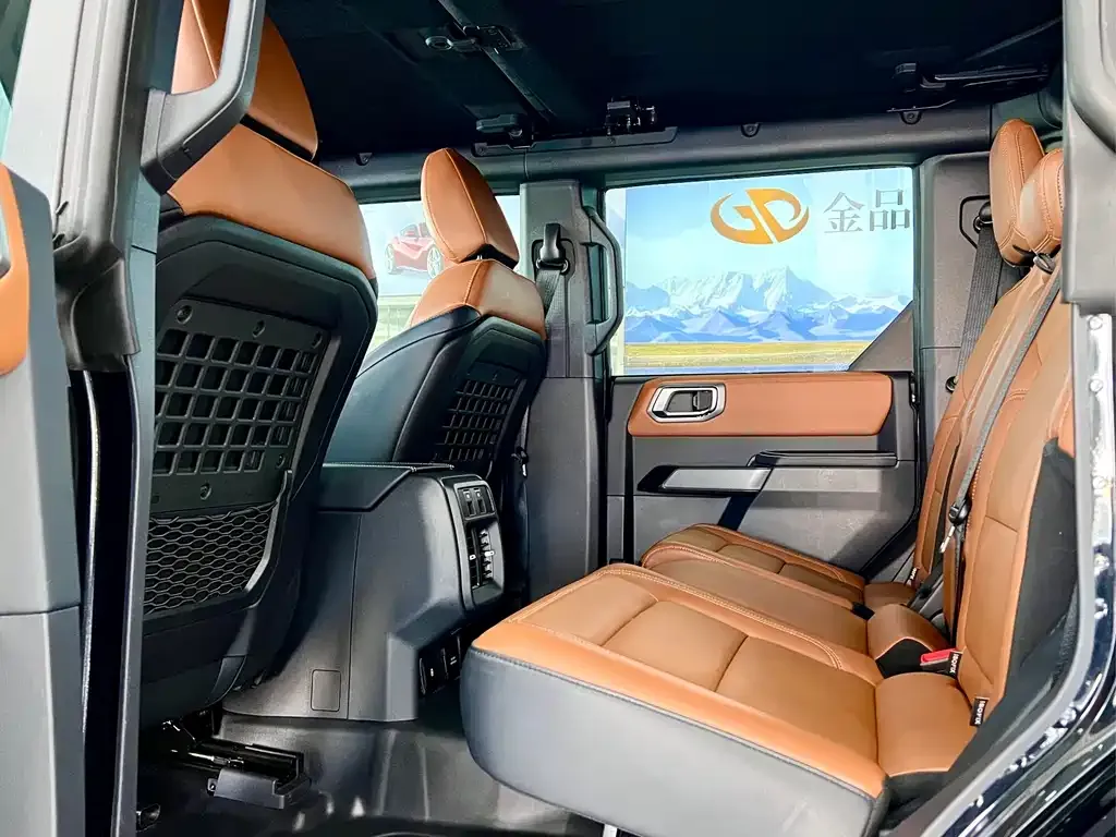 Ford Bronco 2024 из CN, фото 3